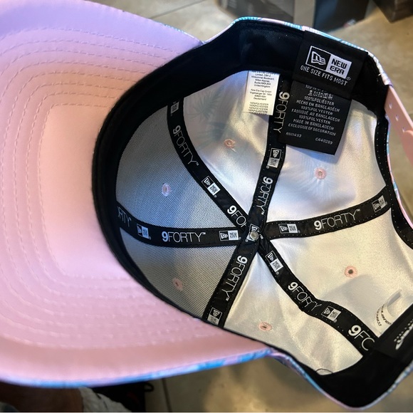 McLaren F1 Formula 1 Rocket League South Beach Miami New Era 9Forty Pink NWT - Picture 5 of 5